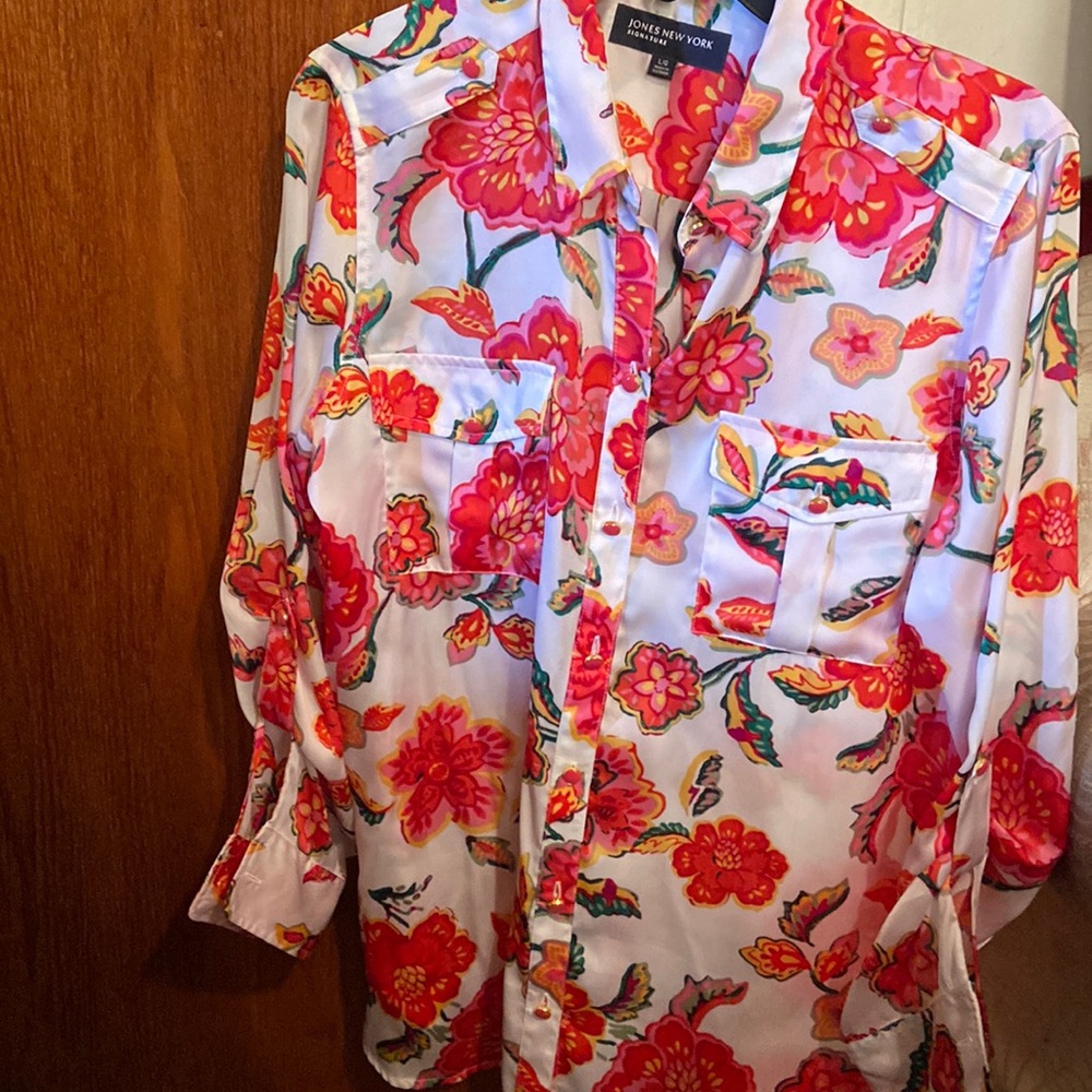 Womens large blouse